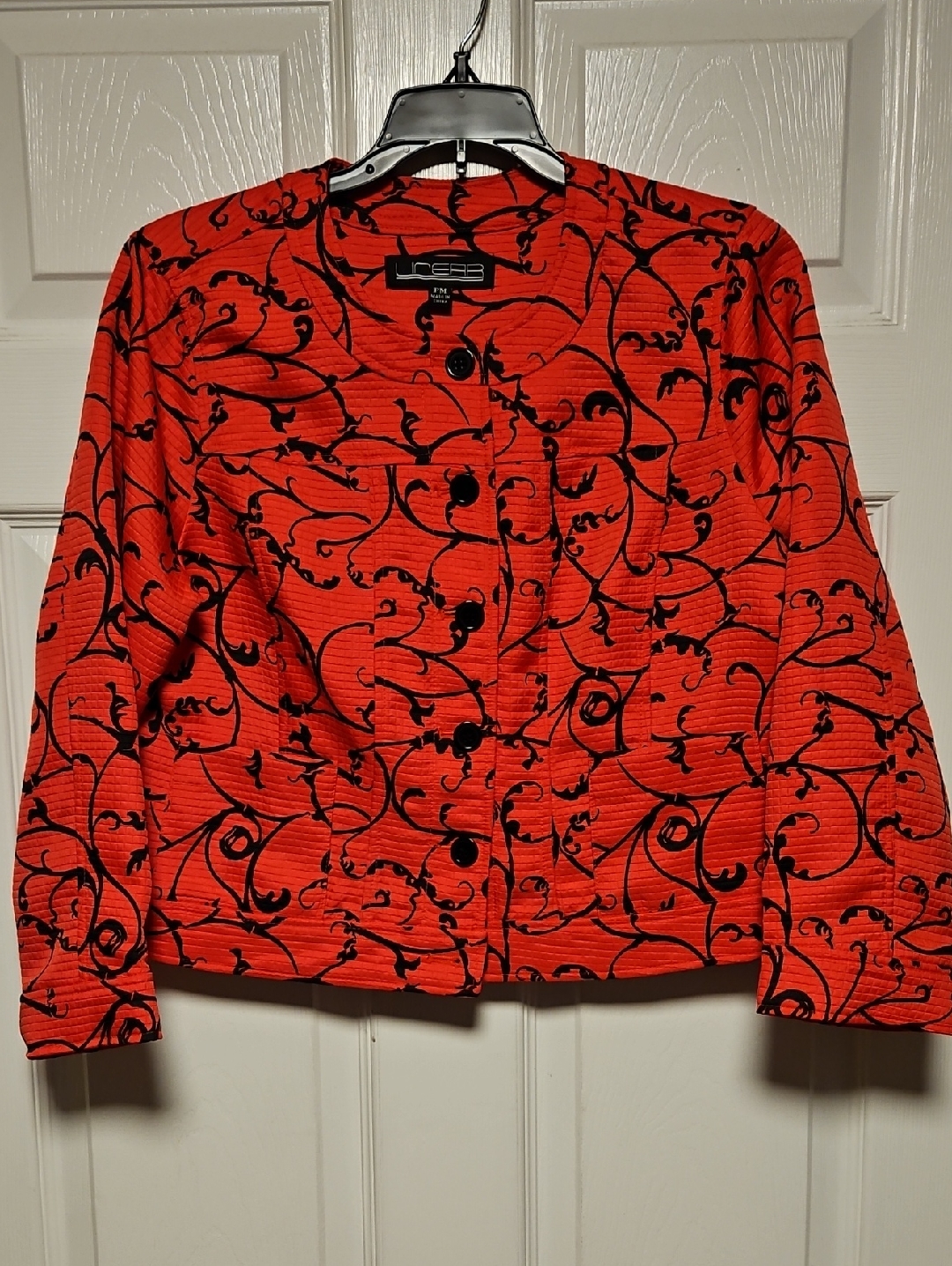 Linear Scroll Design Jacket